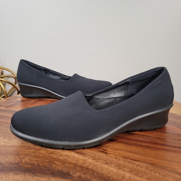 ECCO Black Women's Slip-On Shoes Size 38 Comfort Shoe Wardrobe Staple Office - Picture 2 of 15